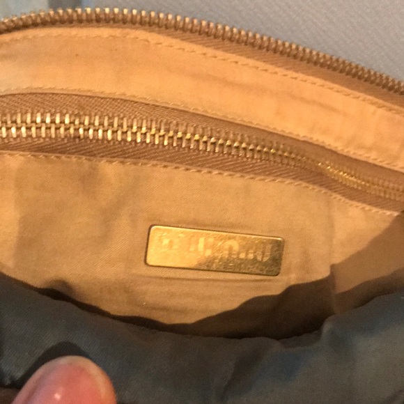 Shoulder bag Miu Miu bought are Harrod’s London, - Picture 6 of 6